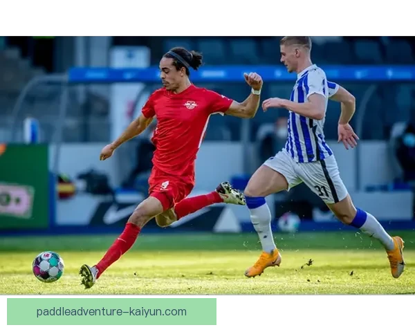 布鲁日中场组织状态回暖，表现稳健备受关注